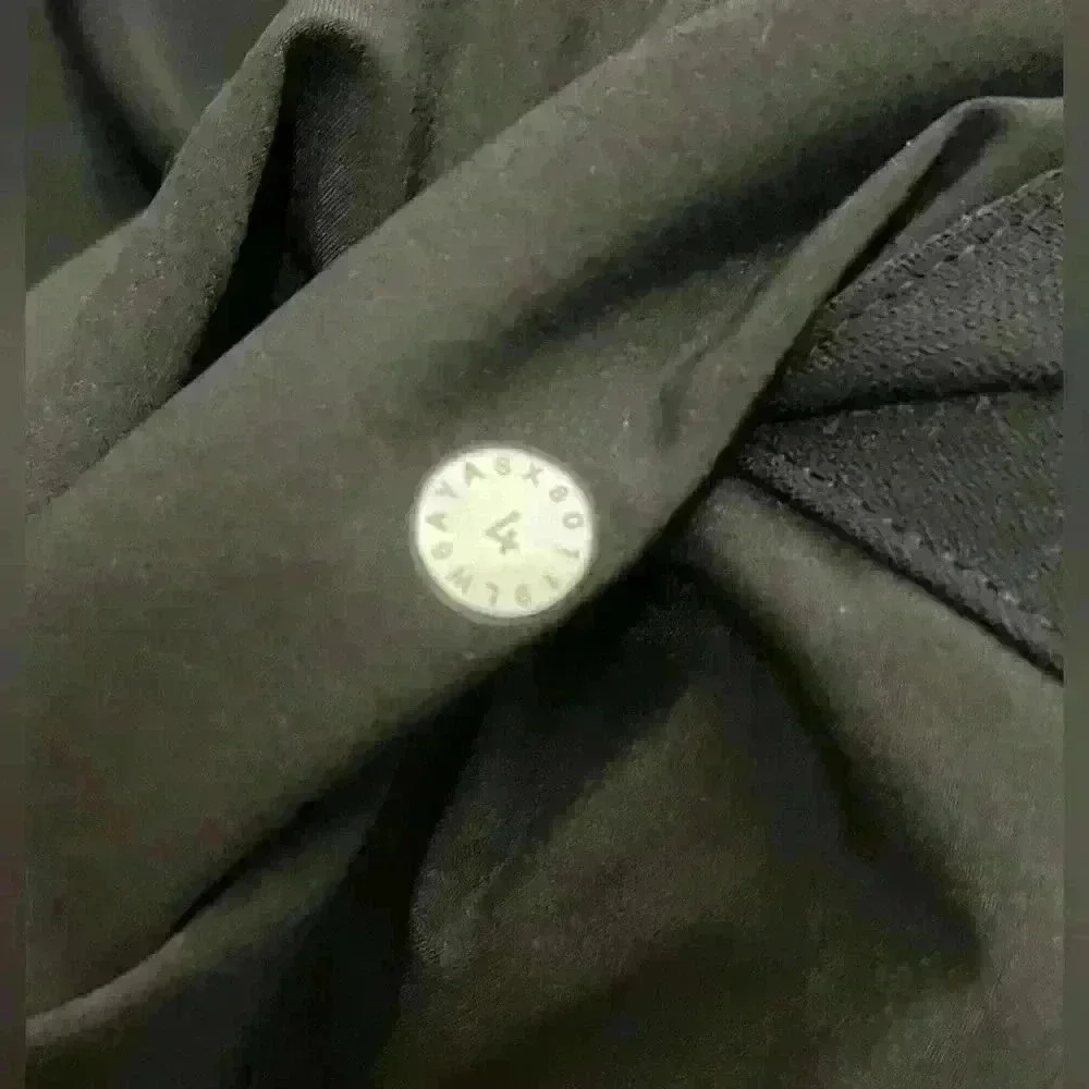 Lululemon Noir Crop High Rise Wide Leg Size 4 Black - Picture 6 of 7